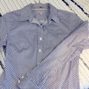 Banana Republic navy and white size 6